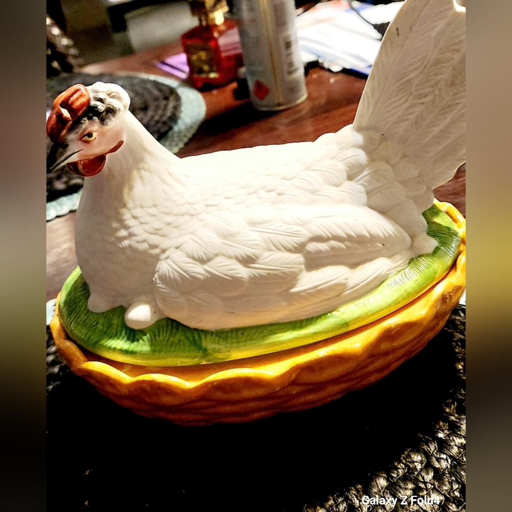 Staffordshire Hen on a basket